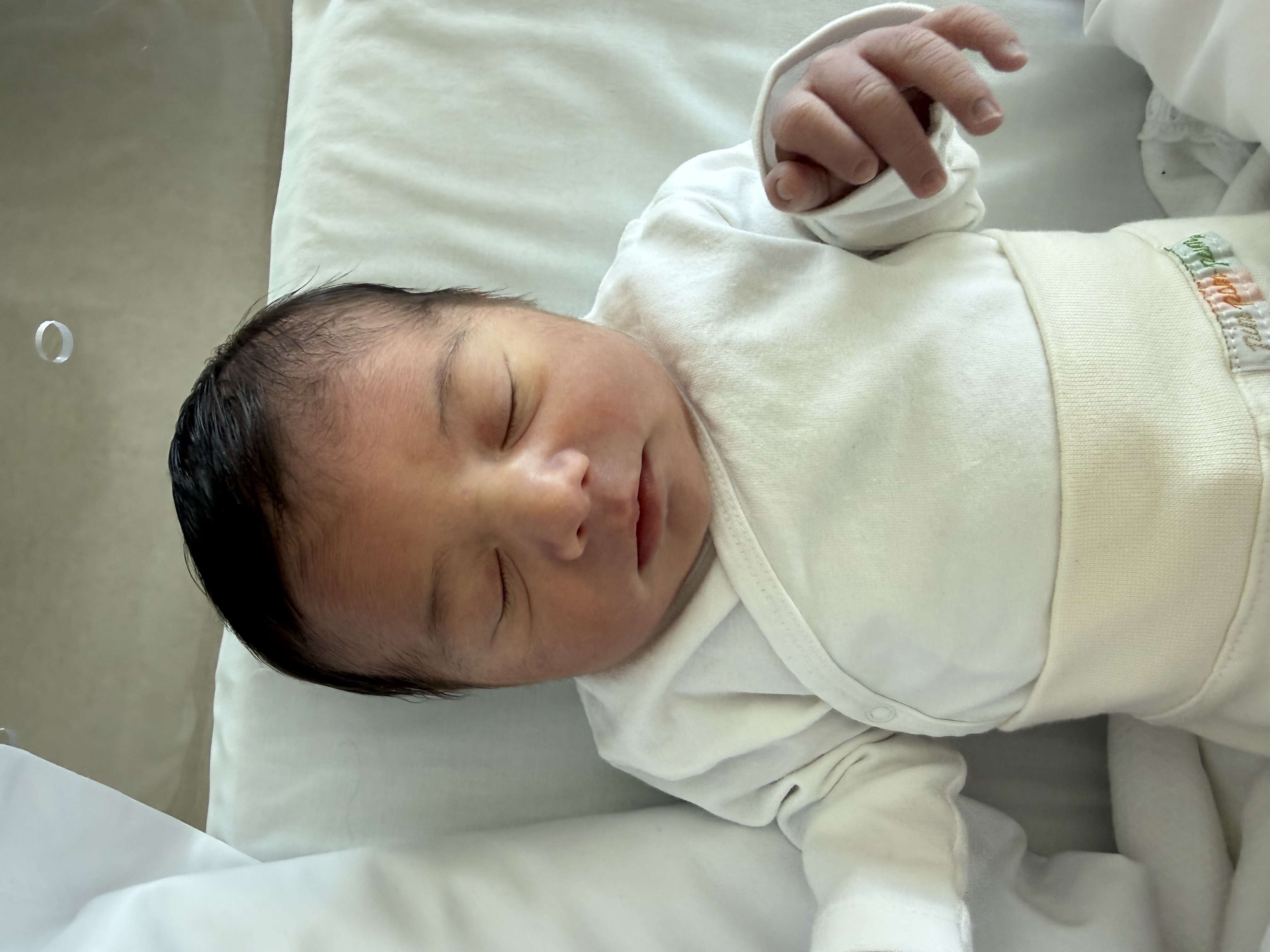 Maria Luís recém-nascida